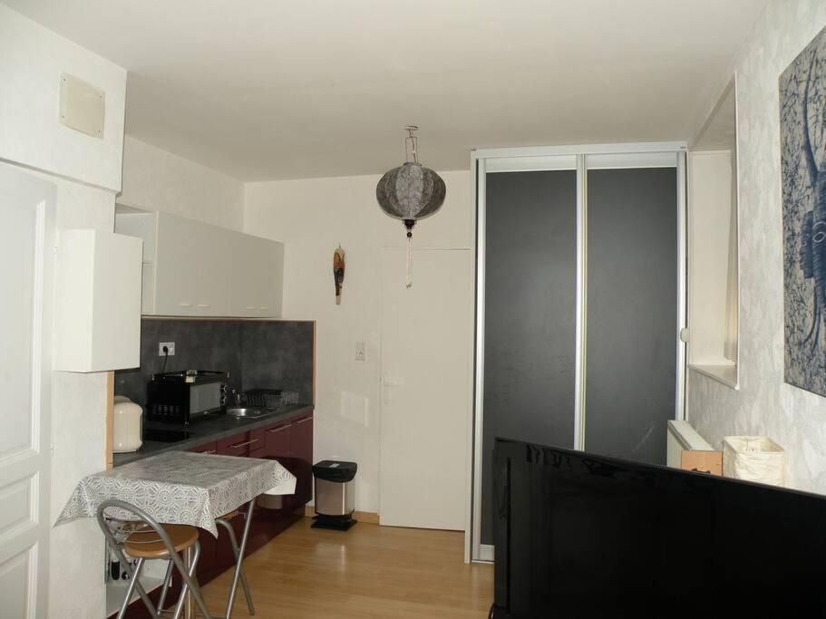 Charmant Studio A Belfort Quartier Vosgesアパートメント エクステリア 写真